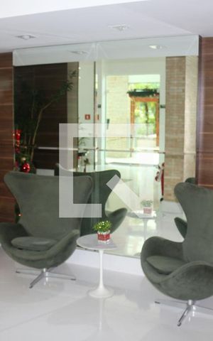 Apartamento à venda com 243m², 3 quartos e 4 vagasHall social