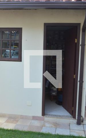 Casa de condomínio à venda com 360m², 3 quartos e 2 vagasQuarto de Ferramentas