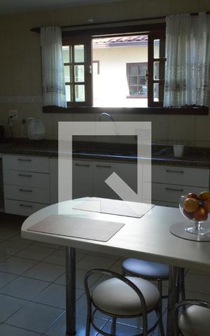 Casa de condomínio à venda com 360m², 3 quartos e 2 vagasCozinha