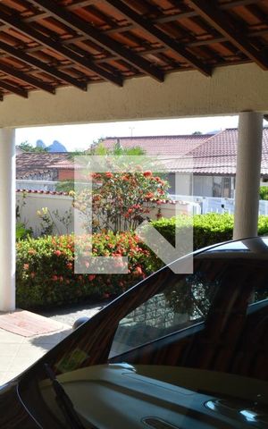 Casa de condomínio à venda com 360m², 3 quartos e 2 vagasGaragem
