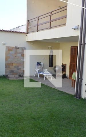 Casa de condomínio à venda com 360m², 3 quartos e 2 vagasQuintal