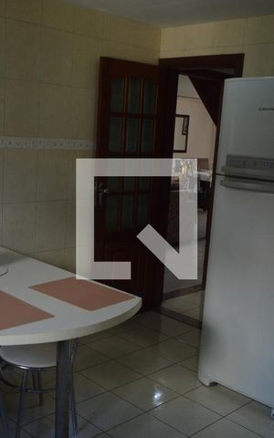 Casa de condomínio à venda com 360m², 3 quartos e 2 vagasCozinha
