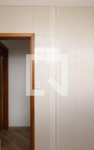Casa à venda com 280m², 4 quartos e 3 vagas Casa à venda com 280m², 4 quartos e 3 vagasBanheiro 2