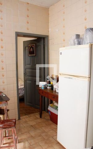 Casa à venda com 250m², 2 quartos e 3 vagasCOZINHA