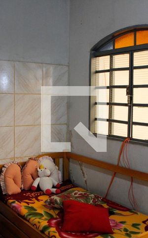 Casa à venda com 250m², 2 quartos e 3 vagasSALA