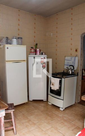 Casa à venda com 250m², 2 quartos e 3 vagasCOZINHA