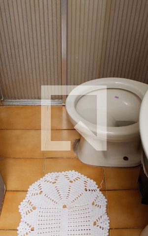 Casa à venda com 250m², 2 quartos e 3 vagasBANHEIRO SOCIAL