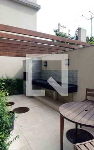 Apartamento para alugar com 35m², 2 quartos e 1 vagaÁrea comum - Churrasqueira