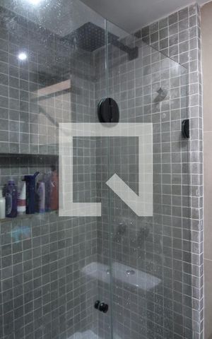 Apartamento à venda com 172m², 4 quartos e 2 vagasBanheiro do Quarto 2
