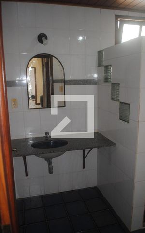 Casa para alugar com 800m², 10 quartos e 6 vagasBanheiro da Suíte 2