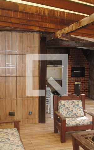 Casa para alugar com 800m², 10 quartos e 6 vagasÁrea comum - Churrasqueira