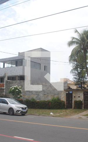 Casa para alugar com 800m², 10 quartos e 6 vagasVista da Rua