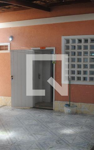Casa para alugar com 800m², 10 quartos e 6 vagasÁrea de Serviço