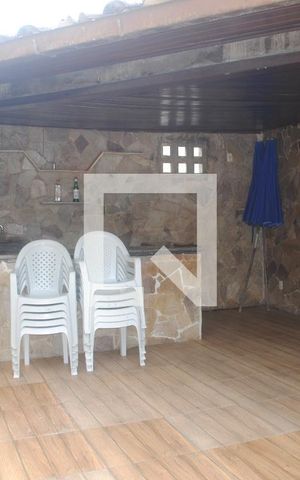 Casa para alugar com 800m², 10 quartos e 6 vagasÁrea comum - Churrasqueira