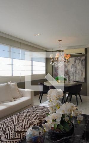Apartamento à venda com 95m², 2 quartos e 2 vagasSala