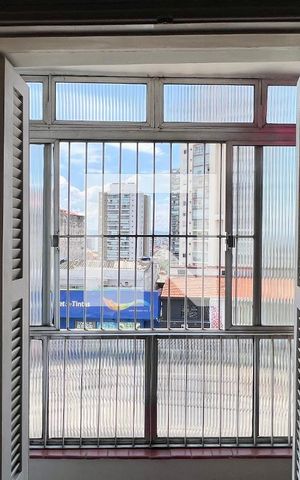 Apartamento à venda com 100m², 2 quartos e sem vaga Apartamento à venda com 100m², 2 quartos e sem vagaSacada do quarto