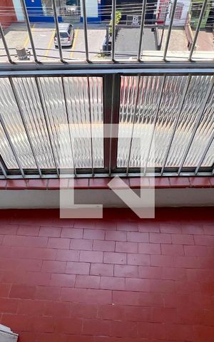 Apartamento à venda com 100m², 2 quartos e sem vaga Apartamento à venda com 100m², 2 quartos e sem vagaSacada do quarto