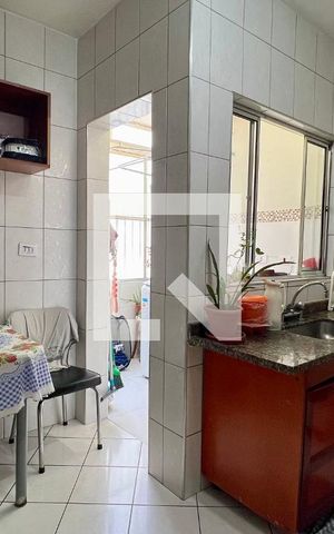 Apartamento à venda com 100m², 2 quartos e sem vaga Apartamento à venda com 100m², 2 quartos e sem vagaCozinha