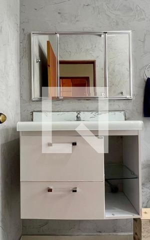 Apartamento à venda com 100m², 2 quartos e sem vaga Apartamento à venda com 100m², 2 quartos e sem vagaBanheiro