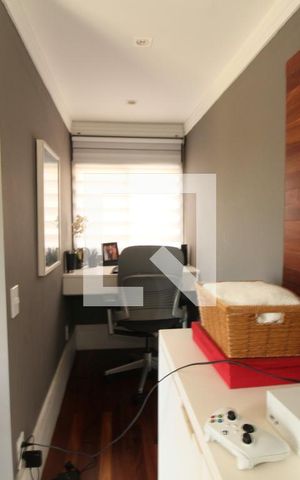 Casa de condomínio à venda com 270m², 4 quartos e 3 vagasSuíte 4