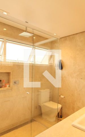 Casa de condomínio à venda com 270m², 4 quartos e 3 vagasBanheiro suíte master