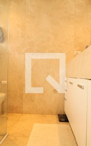 Casa de condomínio à venda com 270m², 4 quartos e 3 vagasBanheiro suíte master