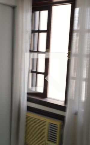 Casa de condomínio à venda com 450m², 3 quartos e 2 vagasQuarto