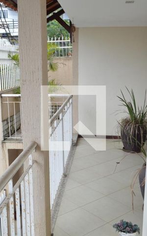 Casa de condomínio à venda com 450m², 3 quartos e 2 vagasVaranda