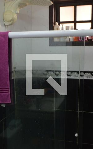Casa de condomínio à venda com 450m², 3 quartos e 2 vagasBanheiro da Suíte 1