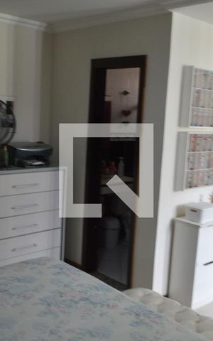 Casa de condomínio à venda com 450m², 3 quartos e 2 vagasSuíte 1