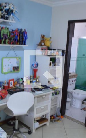 Casa de condomínio à venda com 450m², 3 quartos e 2 vagasSuíte 2