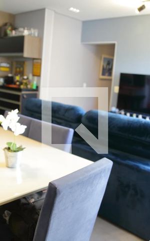 Apartamento à venda com 84m², 2 quartos e 1 vagaSala