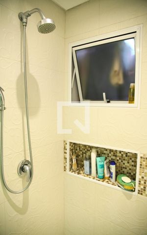 Apartamento à venda com 84m², 2 quartos e 1 vagaBanheiro suíte 1