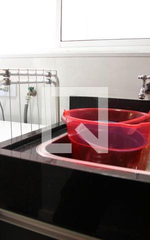 Apartamento à venda com 84m², 2 quartos e 1 vagaÁrea de Serviço