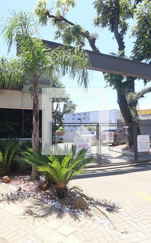 Apartamento para alugar com 45m², 2 quartos e 1 vagaFachada e portaria