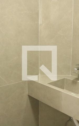 Casa para alugar com 210m², 4 quartos e 2 vagasBanheiro 02