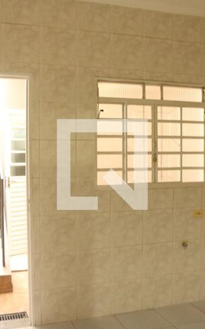 Casa para alugar com 210m², 4 quartos e 2 vagasÁrea de Serviço