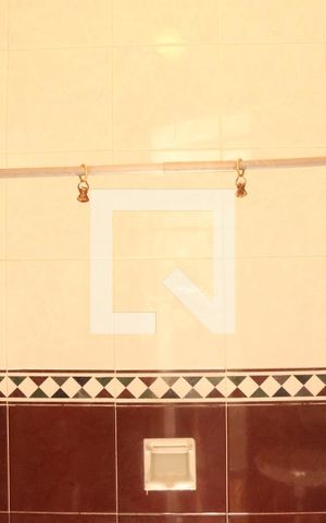 Casa para alugar com 210m², 4 quartos e 2 vagasBanheiro 03