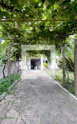 Casa à venda com 197m², 3 quartos e 2 vagas