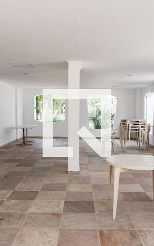 Apartamento à venda com 100m², 3 quartos e 2 vagas Apartamento à venda com 100m², 3 quartos e 2 vagasÁrea comum - Salão de festas