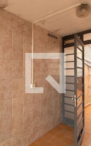 Casa para alugar com 180m², 3 quartos e 2 vagas Casa para alugar com 180m², 3 quartos e 2 vagasVaranda