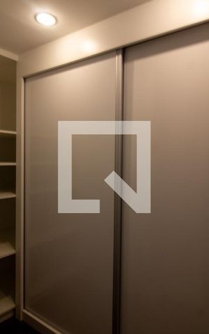 Apartamento para alugar com 236m², 3 quartos e 4 vagas Apartamento para alugar com 236m², 3 quartos e 4 vagasCloset da suíte 3