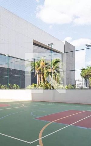 Apartamento para alugar com 236m², 3 quartos e 4 vagas Apartamento para alugar com 236m², 3 quartos e 4 vagasÁrea comum - Quadra