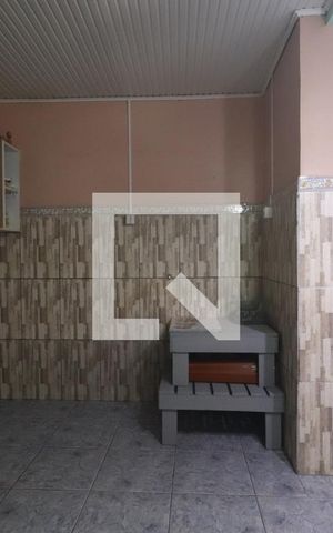 Casa à venda com 370m², 3 quartos e 1 vagaÁrea de Serviço 2