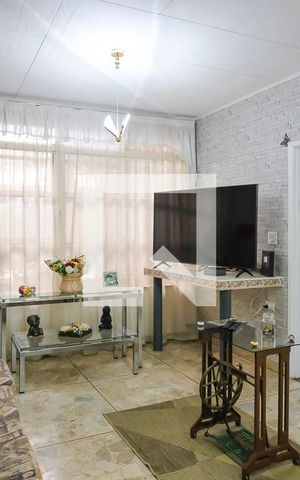 Casa à venda com 305m², 3 quartos e 1 vagaSala