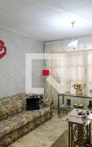 Casa à venda com 305m², 3 quartos e 1 vagaSala
