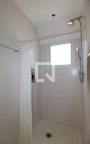 Apartamento à venda com 63m², 2 quartos e 2 vagasBanheiro da Suíte