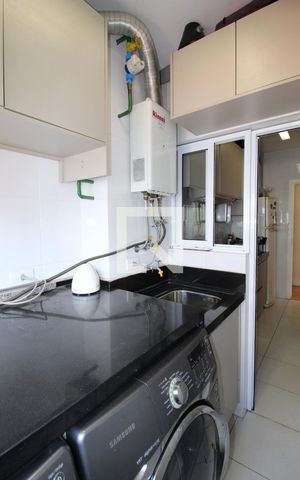 Apartamento à venda com 63m², 2 quartos e 2 vagasÁrea de Serviço