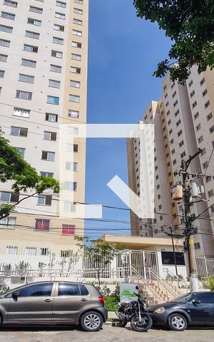Apartamento à venda com 45m², 2 quartos e sem vaga Apartamento à venda com 45m², 2 quartos e sem vagaFachada