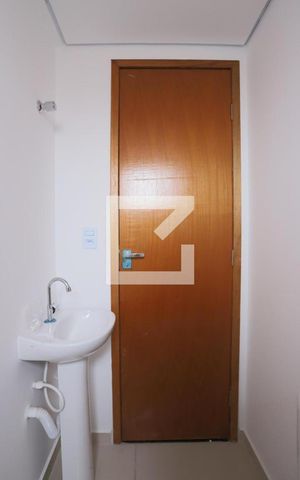 Apartamento à venda com 38m², 2 quartos e sem vaga Apartamento à venda com 38m², 2 quartos e sem vagaBanheiro